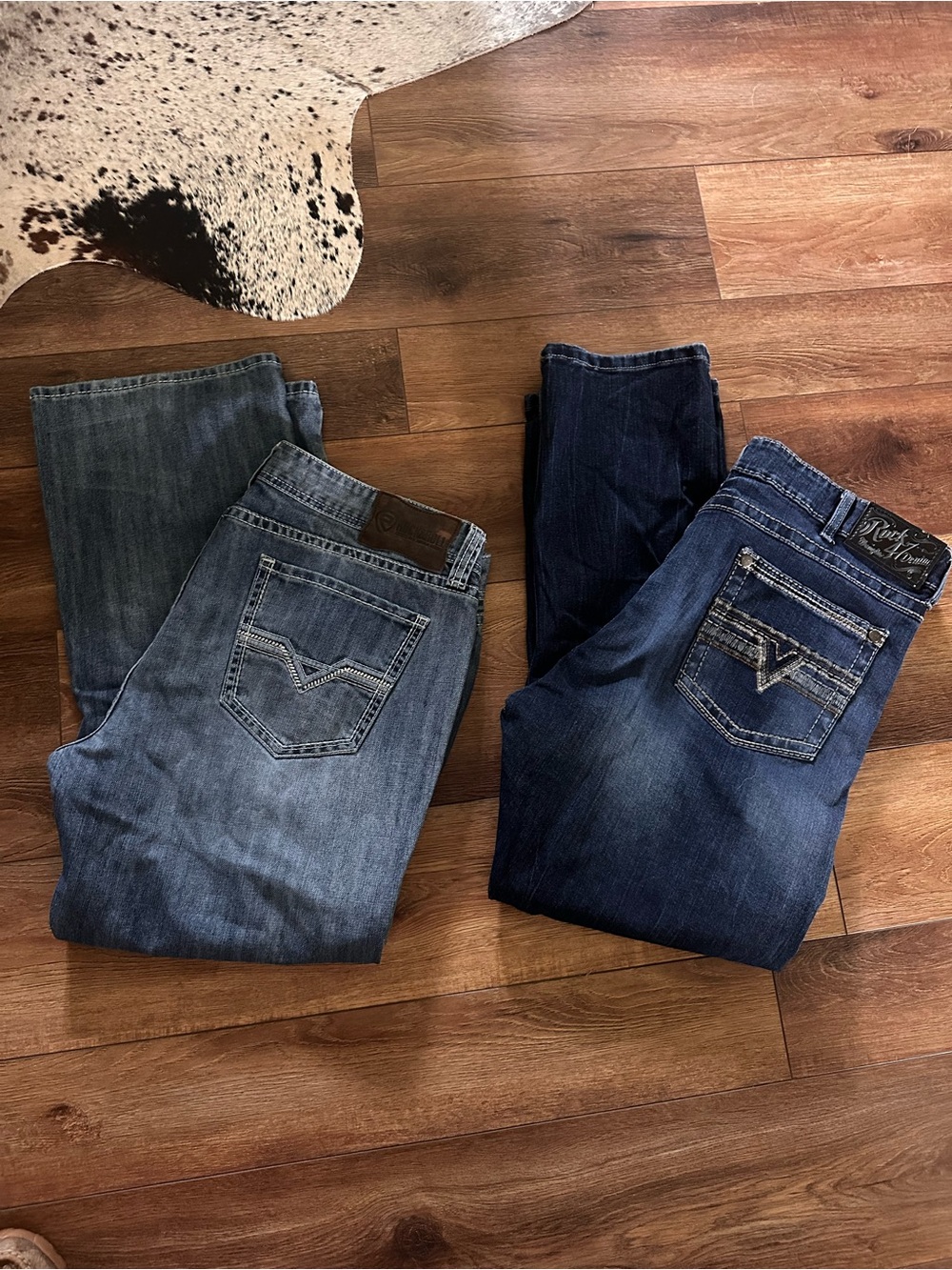 Men’s Western jeans size 42x32- 2 pairs